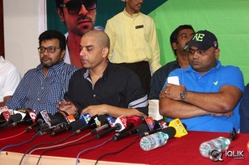 Yevadu Movie Success Tour